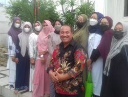 Menyambut Bulan Ramadhan Notaris H. Ade Ardiansyah Berikan Santunan ke Yatim Piatu dan Kaum Dhuafa
