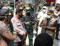 Kunjungan Panglima TNI, Kapolri dan Menteri Kesehatan ke Puskesmas Pejuang