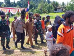 Satgas TNI Hadiri Pembentukan 2 Kampung Baru di Mamberamo Raya