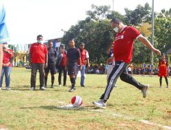 Wakil Wali Kota Bekasi Resmikan Turnamen Sepak Bola U-13 di Pondokgede