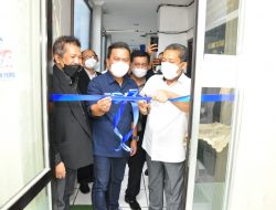 Gunting Pita, PWI Kota Bandung Bersama SMSI Jabar Deklarasikan LABKUM Pers