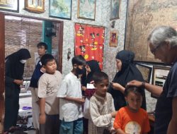 Menjelang Puasa, Dewan Penasehat SMSI Kota Bekasi dan Keluarga Besar Abdul Jabbar Santuni Yatim Piatu