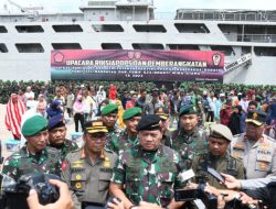 Panglima TNI Lepas Keberangkatan Satgas Pamtas RI-PNG di Pelabuhan Soekarno Hatta Makassar