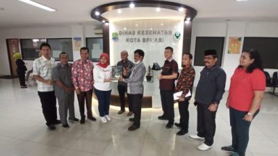 Kadinkes Kota Bekasi Terima Kunker DPRD Kabupaten Siak Bahas UHC