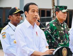 Panglima TNI Dampingi Presiden RI Resmikan Bandar Udara Ewer