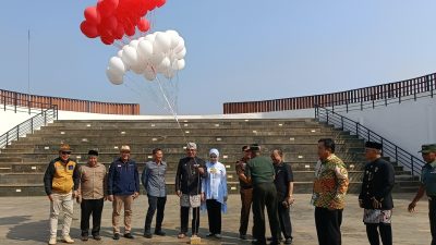 Gubernur Jabar Hadiahkan Alun-alun Setu Ajarwana pada Hari Jadi Kabupaten Bekasi ke-73