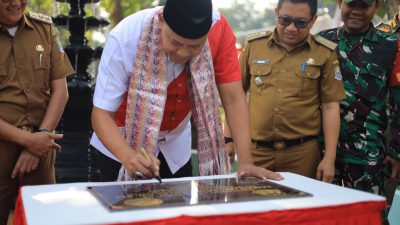 Walikota Bekas Dr Tri Adhianto Resmikan Taman Jati RW 13 Kelurahan Jatikramat