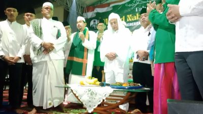 Habib Luthfi bin Yahya Hadiri Maulid Nabi Muhammad SAW di Medan Satria