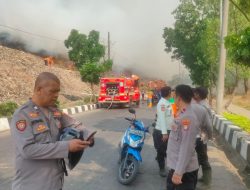 Kepolisian Siaga di TKP Kebakaran TPST Bantargebang