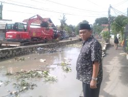 Cegah Banjir, Lurah Margamulya Lakukan Normalisasi