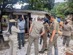 Warga Protes!! Warung Dibongkar Tabungan Lebaran Raib